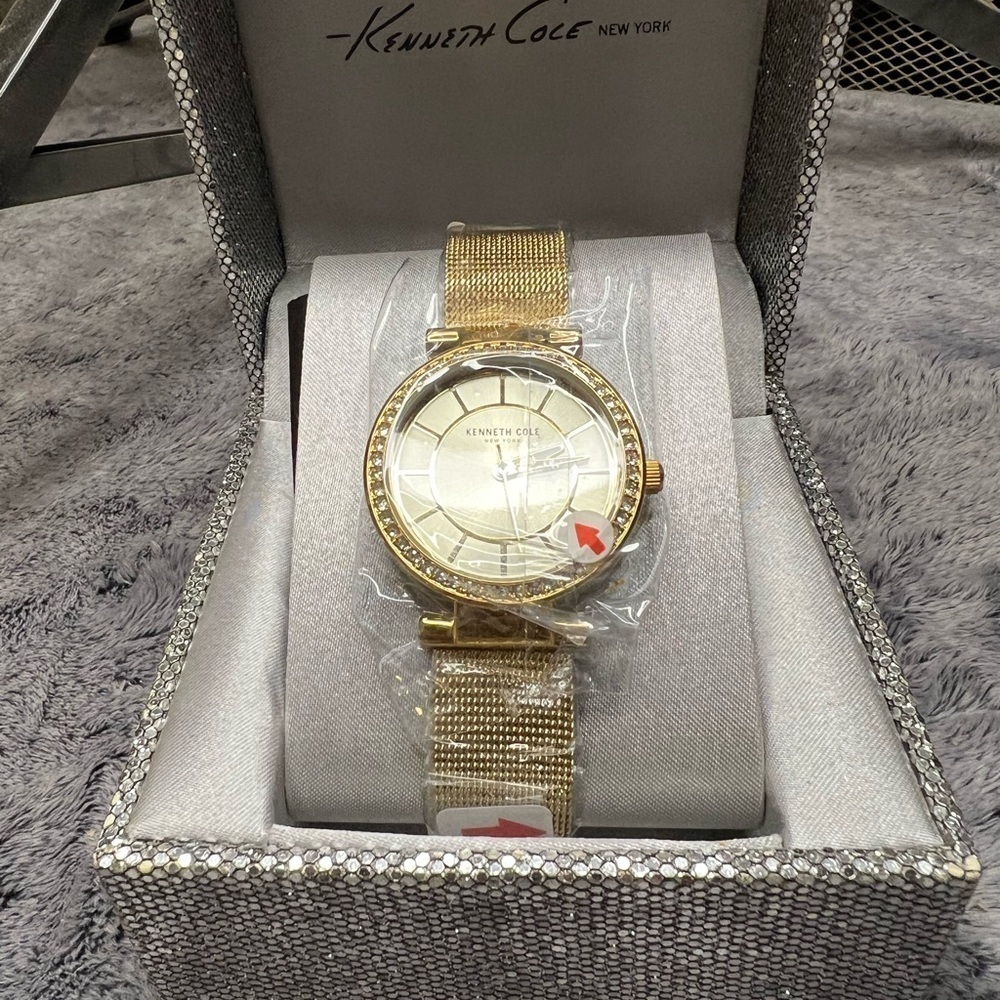 Kenneth Cole New York Gold Tone Stainless Steel Women’s Watch NIB